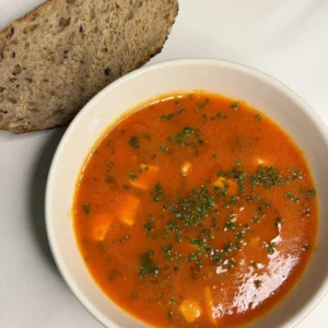 Томатный суп с морепродуктами